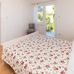Seaside Pinezic Apartment Malinska