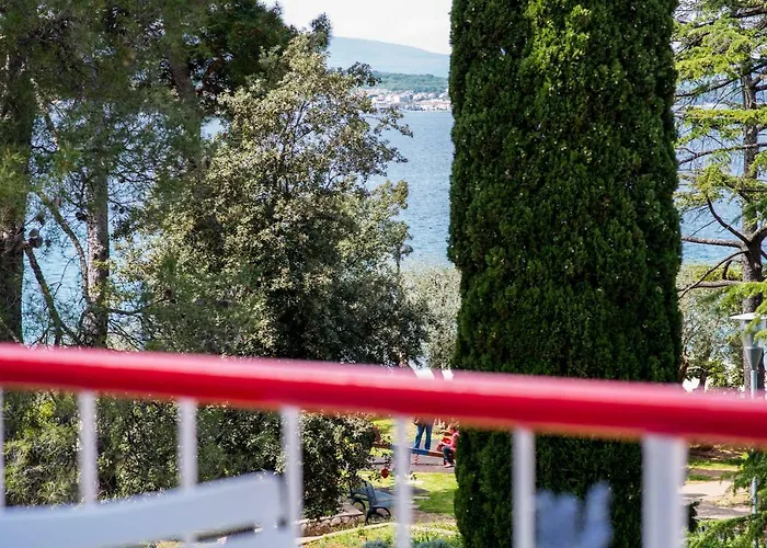 House Pinezic * Malinska