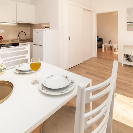 Seaside Pinezic Apartment